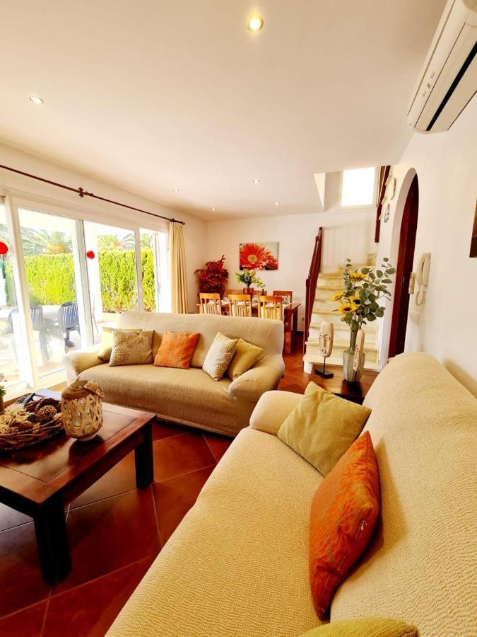 Villa Lorena Са Калета Екстериор снимка