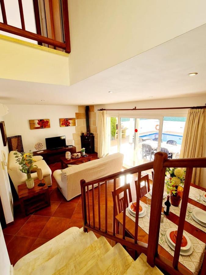 Villa Lorena Са Калета Екстериор снимка